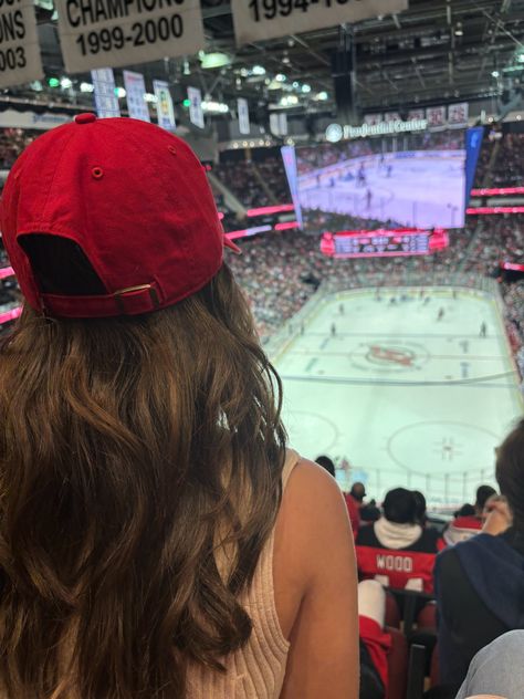 Rule Number 5 Book Aesthetic, Nhl Gf Aesthetic, Nhl Girlfriend Aesthetic, Nhl Wife Aesthetic, Hockey Love Aesthetic, Hockey Game Aesthetic, Blonde Hockey Player Aesthetic, Anastasia Allen Icebreaker, Nhl Wag