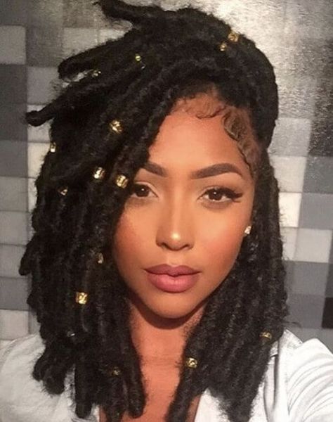 14 Dreadlock Braids For Women | New Natural Hairstyles Summer Court, Bohemian Locs, Locs Styles, Haircut Women, Faux Locs Hairstyles, Easy Hairstyles For Medium Hair, Dreads Styles, Hairstyle Inspo, Pelo Afro