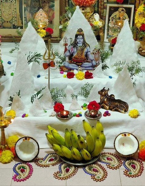 Shivratri Decoration Ideas At Home, Mahashivratri Decoration Ideas, Shivratri Decoration Ideas, Indian Outdoor Wedding Decor, Diya Decoration Ideas, Ganesh Chaturthi Decoration, Exterior Kitchen, Pooja Decoration, Craft Work For Kids