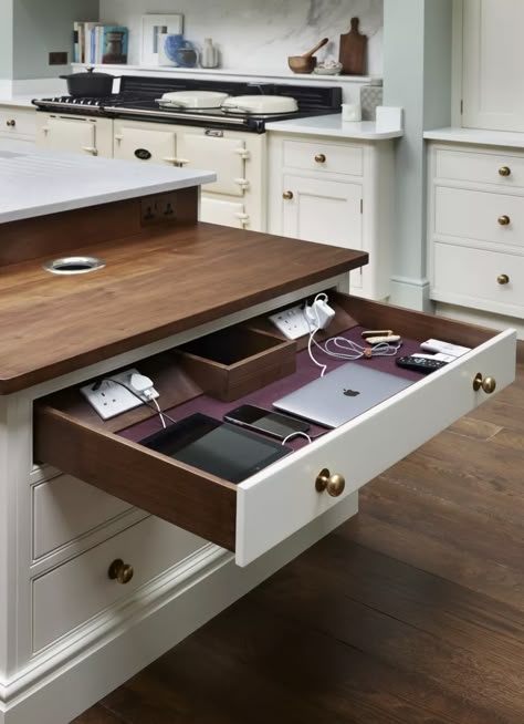 Tech Drawer, Moore Kitchen, Organize A Kitchen, Luxury Kitchen Designs, Tidy Room, Kitchen Desks, Professional Organizers, Kitchens Luxury, Kitchen Electronics