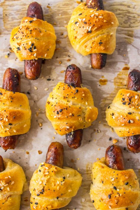 Breakfast Pigs In A Blanket Recipe, Easy Fun Breakfast, Breakfast Pigs In A Blanket, Shepard's Pie, Fun Breakfast, Fresh Breakfast, Pistachio Cream, Chicken Crockpot, Crescent Roll Dough