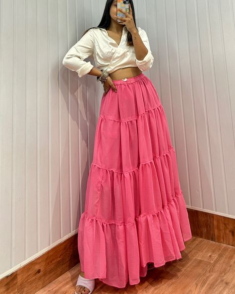 Long Skirts🎀 Shop via Link in bio Pink Long Skirt Outfit Ideas, Long Pink Skirt Outfit, Pink Skirt Outfit, Long Pink Skirt, Pink Skirt Outfits, Spring Skirt Outfits, Skirt Outfit Ideas, Spring Skirt, Long Skirt Outfits