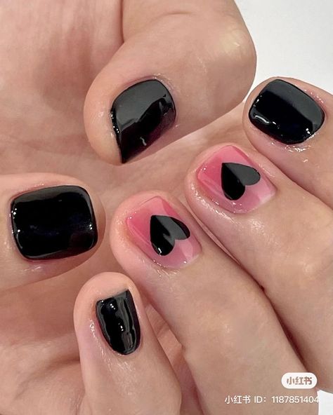 Pink Black Nails, Nail Art Designs For Beginners, Nail 2023, Easy Nail Art Designs, Hello Nails, Hippie Nails, Anime Nails, Goth Nails, Grunge Nails