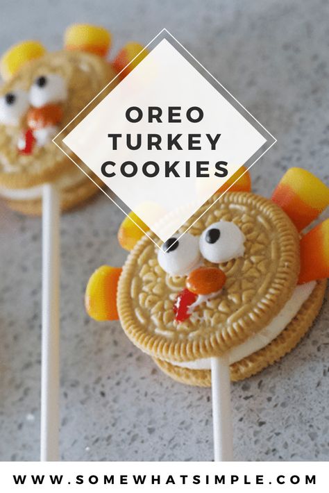 These Oreo cookie pops are the cutest Thanksgiving treat ever!  They're made using just a few easy ingredients they can be assembled in minutes.  Grab a golden Oreo cookie and some candy corns and let's get started. This fun cookie idea is perfect for everyone! via @somewhatsimple Thanksgiving Oreo Turkeys, Oreo Turkey, Oreo Cookie Pops, Golden Oreo, Turkey Cookies, Desserts Cookies, Homemade Snickers, Fall Candy, Thanksgiving Treats