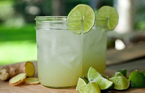 Ginger Limeade Recipe Ginger Ale Drinks, Getting Rid Of Migraines, Homemade Ginger Ale, Limeade Recipe, Inflammation Diet, Refreshing Summer Drinks, Inflammatory Foods, Chronic Inflammation, Ginger Ale