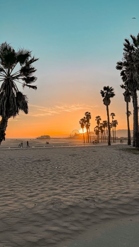 L.a California, Los Angeles Aesthetic Wallpaper, Los Angeles Sunrise, L A Aesthetic, Sophia Aesthetic, Sunset Los Angeles, Estate Aesthetic, Los Angeles Beach, Los Angeles Sunset