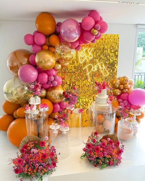 MY THEME PARTY (@mythemeparty.24) • fotos e vídeos do Instagram Shimmer Wall Backdrop, Deco Ballon, Bachelorette Party Supplies, Orange Party, Gold Backdrop, Sequin Backdrop, Shimmer Wall, Birthday Party Theme Decorations, Glow Party