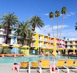 Greater Palm Springs Hotels, Restaurants, Things to Do & Events Palm Springs Pool, Palm Springs Bachelorette Party, Colorful Coastal, Bachelorette Party Destinations, Palm Springs Bachelorette, Pool Day, Spring Photos, Pool Days, Sims House