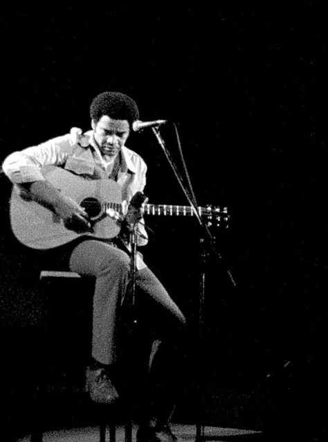 Bill Withers. ain't no sunshine when she's gone. Ain't No Sunshine, Bill Withers, R&b Music, Music Images, Smooth Jazz, A Script, Make A Video, First Video, Soul Music