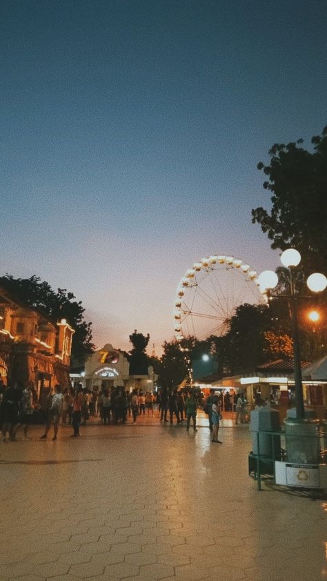 #wheeloffate #ek #enchanted #enchantedkingdom #ferriswheel #magical Enchanted Kingdom Aesthetic, Enchanted Kingdom Philippines Aesthetic, Enchanted Kingdom Philippines, 18th Photoshoot, Philippines Wallpaper, Au Photos, Wattpad Ideas, Enchanted Kingdom, Wattpad Cover