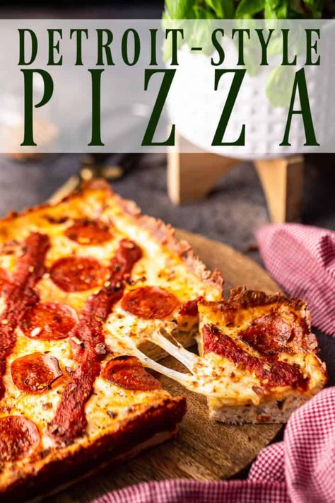 Detroit Style Pizza Dough Recipe, Detroit Pizza Recipe, Pizza Hut Recipe, Detroit Style Pizza Recipe, Detroit Style Pizza, Detroit Pizza, Thick Crust Pizza, Crispy Pizza Crust, Pizza Crust Dough