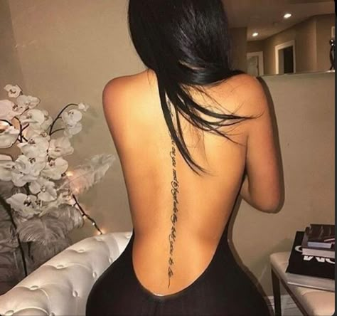 23’ Girl Spine Tattoos, Tattoo Back, Female Inspiration, Spine Tattoos For Women, Spine Tattoo, Back Tattoo Women, Spine Tattoos, Female Tattoo, Trendy Tattoos