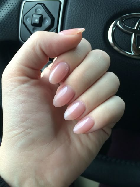 Shellac Beau Sheer Shellac Nails, Shellac Natural Nails, Sheer Acrylic Nails, Nails On Pale Skin, Shalach Nail Ideas, Nails Shellac Ideas, Nails Shellac, Nails For Pale Skin, Shellac Nails Summer