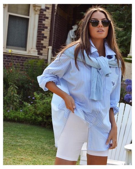 Wimbledon Fashion, Look Legging, Tennis Outfit Women, Europe Outfits, Stripe Shirt, Tennis Clothes, Mode Inspo, Golf Outfit, Spring Summer Outfits