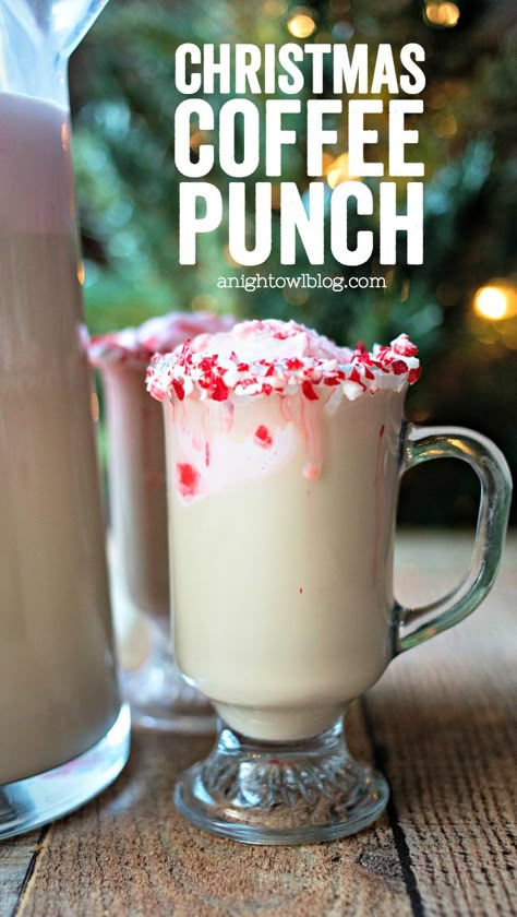 Holiday Coffee Drinks, Peppermint Mocha Recipe, Coffee Punch, Mocha Recipe, Christmas Punch, Tasty Drinks, Peppermint Mocha, Milk Shake, Winter Drinks