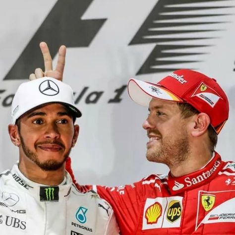 Lewis Hamilton And Sebastian Vettel, Lewis Hamilton Sebastian, Sir Lewis Hamilton, Ferrari Watch, Racing Baby, Watch F1, F1 Motorsport, Bts Shirt, Formula 1 Car Racing