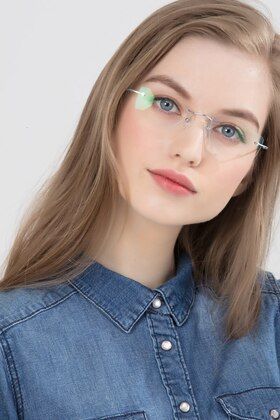 Eyewear Branding, Stylish Glasses Frames, Frameless Glasses, Glasses For Round Faces, Glasses Frames Trendy, Glasses For Your Face Shape, Glasses Fashion Women, Oval Face Hairstyles, Rimless Glasses