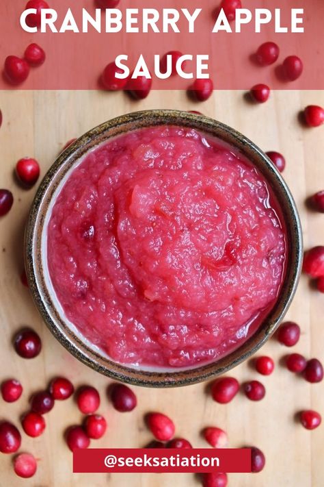 Cranberry Apple Sauce in a bowl with fresh cranberries scattered beside the bowl. Strawberry Rhubarb Muffins, Cranberry Apple Sauce, Canned Applesauce, Cranberry Bars, Canned Cranberries, Cranberry Relish, Apple Sauce Recipes, Cranberry Apple, Cranberry Sauce Recipe