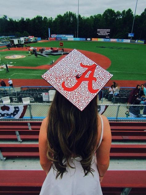 University Of Alabama Graduation Cap, University Grad Cap Ideas, Alabama Graduation Cap, Alabama Grad Cap, Graduation Cap Designs Bling, University Of Alabama Graduation Party, Alabama Graduation Party, Cute Graduation Cap Designs, Simple Grad Cap