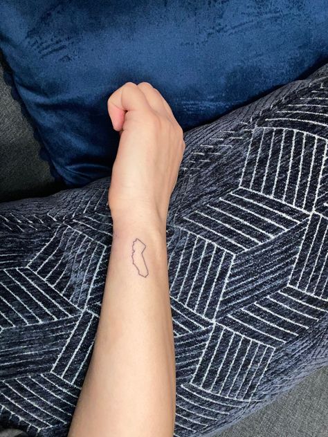 Small California state outline tattoo California State Outline Tattoo, Dainty California Tattoo, Cali Tattoo Ideas Small, California Tatoos Small, Tiny California Tattoo, Simple California Tattoo, California Tattoo Ideas For Women, California Tattoo Ideas Small, California Themed Tattoos