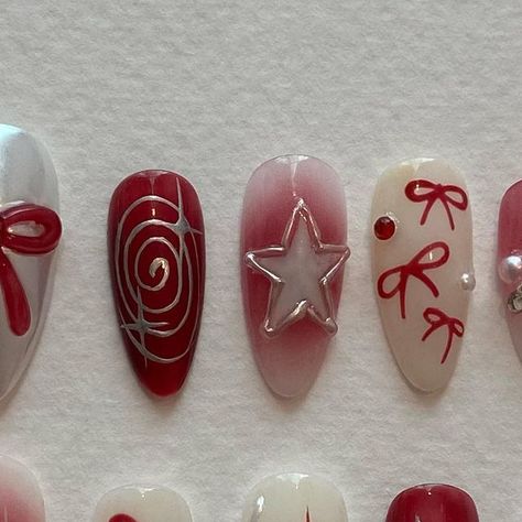 Japanese Valentines Nails, Nail Art Press On Nails, Nails Press On, Red Coquette Nails, Innerbloom Nails, Nail Design Red, Christmas Nails Cute, Croquette Nails, Press On Nail Designs