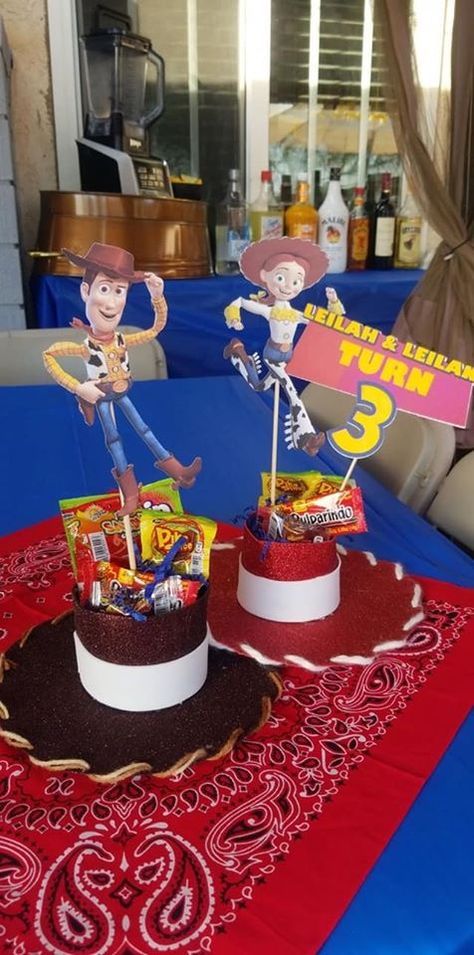 Toy Story Party Centerpieces, Toy Story Centerpieces Diy, Toy Story Table Centerpieces, Toy Story Centerpieces Ideas, Jessie And Woody, 3 Birthday Ideas, Toy Story Centerpieces, Toy Story Decorations, Toy Story Party Ideas