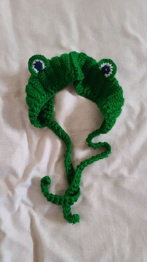 Crochet Frog Earmuffs, Crochet Frog, Crochet Animal, Crochet Embroidery, Earmuffs, Crochet Animals, Dinosaur Stuffed Animal, Crochet Necklace, Embroidery