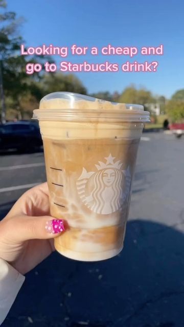 Iced Espresso Drinks Starbucks, Blonde Espresso Starbucks Drinks, Starbucks Blonde Espresso Drinks, Cheap Starbucks Orders, Cheap Starbucks Drinks, Starbucks Drinks Videos, Pumpkin Cold Foam, Blonde Espresso, Drink Starbucks