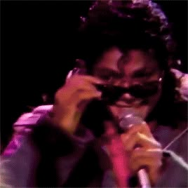 Michael Jackson Bad Era Photoshoot, Michael Jackson Invincible Photoshoot, Michael Jackson Funny Moments, Michael Jackson Crying, Mj Bad, Michael Jackson Hot, Romance Story, Michael Jackson Bad Era, Michael Jackson Gif