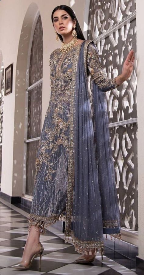 Pakistani Women Dresses, Desi Dress, Desi Wedding Dresses, Pakistani Party Wear, Pakistani Wedding Outfits, Pakistani Fancy Dresses, Pakistani Fashion Party Wear, Beautiful Pakistani Dresses, Salwar Kamiz