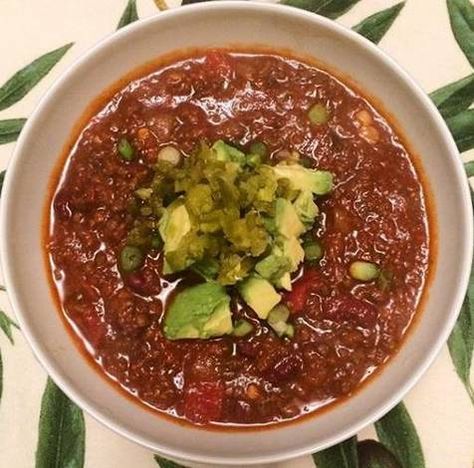 Chili con carne Chili Con Carne Recipe, Happy Meal, Tex Mex, Mexican Food, Mexican Food Recipes, New Recipes, Chili, Steak, Food And Drink