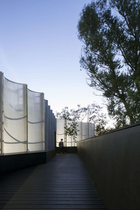 Maggie's Merseyside at Clatterbridge // Carmody Groarke // Clatterbridge Merseyside, United Kingdom Maggies Centre, Carmody Groarke, Kinetic Facade, Pumping Station, Liverpool City Centre, Liverpool City, Architectural Practice, Facade Architecture, Miniature Garden