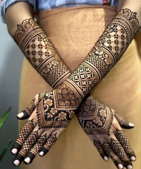 Mehndi Designs Images, Full Hand Henna, Latest Mehndi Designs Wedding, Front Mehndi Design, Mehndi Designs Bridal Hands, Mehndi Designs For Kids, Very Simple Mehndi Designs, Simple Mehndi Designs Fingers, Engagement Mehndi Designs