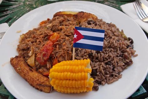 Cuban Food History and Culinary Influences – Familia Kitchen Sandwich Cubano, Spicy Ham, Traditional Mexican Desserts, Southwestern Recipes, Cuban Dishes, Latin American Food, Cuban Cuisine, Cuban Food, Man Cooking