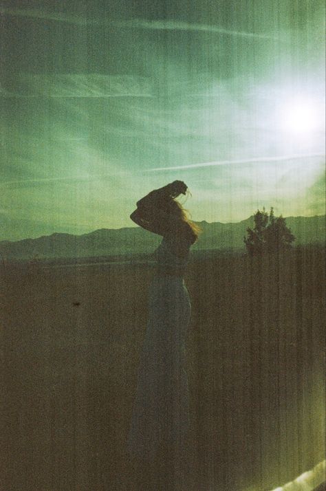 Expired Film Aesthetic, Expired Film Photography, Sunrise Shoot, Shoot Concept, Expired Film, Branding Images, Photography Assignments, Game Effect, Art Album