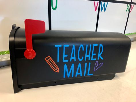 Class Mailboxes, Teacher Mailbox Ideas, Classroom Mailbox Ideas, Mailbox Ideas Diy, Classroom Mailbox, Classroom Encouragement, Art Class Decor, Student Mailboxes, Classroom Mailboxes