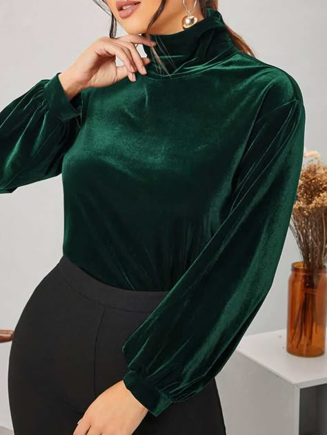 Velvet Tops Outfit, Velvet Top Designs, Green Velvet Top, Girls Fashion Tops, Velvet Dress Designs, Soiree Dress, Women Blouses Fashion, Fashion Sketches Dresses, Velvet Clothes