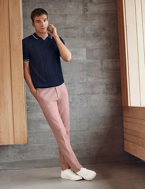 Pink Chinos Men Outfit, Pink Pants Outfit Men, Peach Pants Outfit, Chinos Men Outfit, Pink Pants Outfit, Peach Pants, Guys Fashion Casual, Pink Chinos, Guys Fashion