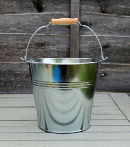 GALVANIZED-ZINC-TIN-METAL-BUCKET-HERB-FLOWER-POTS-PLANTER-IN-DIFFERENT-SIZES Wedding Baskets, Galvanized Metal Bucket, Metal Pail, Bucket Planters, Galvanized Buckets, Sweet Trees, Metal Bucket, Flower Bucket, Tin Metal