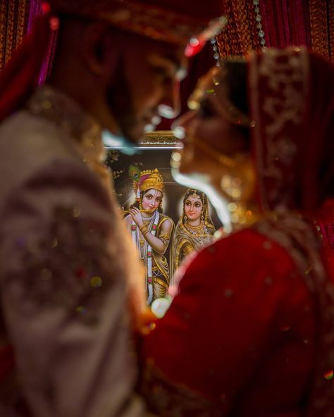 Annuj Yoganathan (@impressionsbyannuj) on Instagram: “You are the Radha to my Krishna. . #backlight #krishna #radha #hinduwedding…” Marriage Photoshoot, Indian Wedding Pictures, शादी की तस्वीरें, Indian Wedding Poses, Bride Photos Poses, Marriage Photography, Indian Wedding Photography Couples, Engagement Photography Poses, Wedding Photoshoot Props