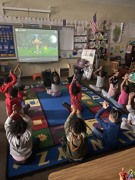 Male Kindergarten Teacher Aesthetic, Early Childhood Aesthetic, Elementary Teacher Asthetic Picture, Vision Board Pictures Career Teacher, Early Years Teacher Aesthetic, Vision Board Teacher Aesthetic, Vision Board Pictures Teacher, Fun Teacher Aesthetic, Teacher Vision Board Pictures