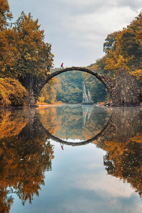 Rohododendronpark Kromlau Body Of Water, Trik Fotografi, Colmar, Autumn Landscape, Jolie Photo, A Bridge, Bora Bora, Elba, South Wales