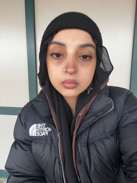 Dark Circles Aesthetic, Circles Aesthetic, Dark Circles Makeup, Dark Eye Circles, Hijabi Fits, Nose Piercings, Street Hijab Fashion, Hair Scarf Styles, Hijab Aesthetic