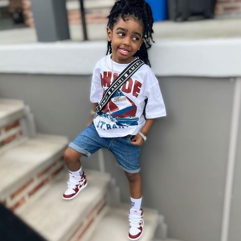 Za’Kari (@king_kari_______) • Fotos y videos de Instagram Black Toddler Boy Outfits, Kids Fashion Boy Swag, Christmas Outfits Ideas, Baby Boy Outfits Swag, Mom Goals, Baby Jordans, Mommy Moments, Baby Boy Swag, Boys Outfits