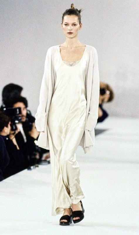 calvin klein ss 1994 Calvin Klein Fashion, 90s Minimalism, Summer To Autumn, Todd Oldham, 90s Calvin Klein, Combination Fashion, Antonio Marras, Vintage Calvin Klein, To Autumn