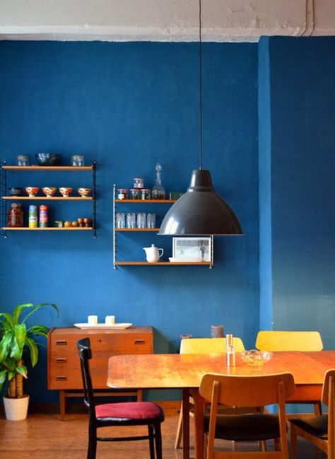 Color Crush: 8 Sensational Ways to Decorate With Blue Furniture Cleaning, Dining Room Paint Colors, Dining Room Paint, Paint Color Inspiration, Dining Room Colors, Best Paint Colors, Tools Kitchen, Room Paint Colors, Maximalism