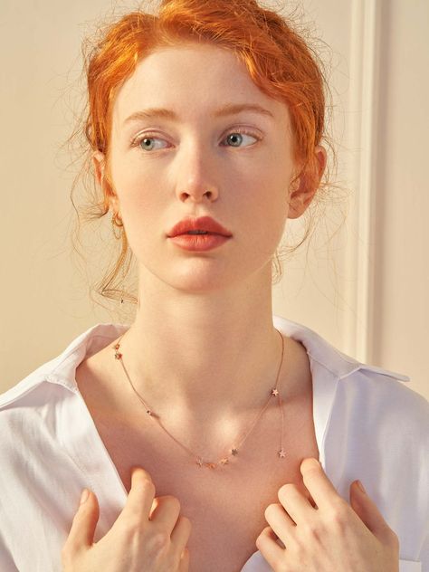 Little Dorrit, Human Drawing, Foto Art, Favorite Hairstyles, Ginger Hair, 인물 사진, Gold Star, Poses For Men, Drop Necklace