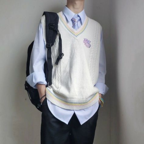 Uniform Outfits Men, Aesthetic Guy Outfits, Boys School Outfits, Uniform Men, School Uniform Fashion, School Uniform Outfits, Boys Uniforms, Outfit Korean, Boys School Uniform