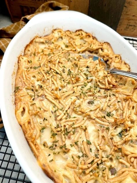 World's Most Simple Tuna Noodle Casserole | GB's Kitchen Tuna Casseroles, Chinese Noodle Recipes, Tuna Noodle Casserole Recipe, Tuna Casserole Recipes, Noodle Casserole Recipes, Tuna Noodle, Tuna Noodle Casserole, Chow Mein Noodles, Tuna Casserole