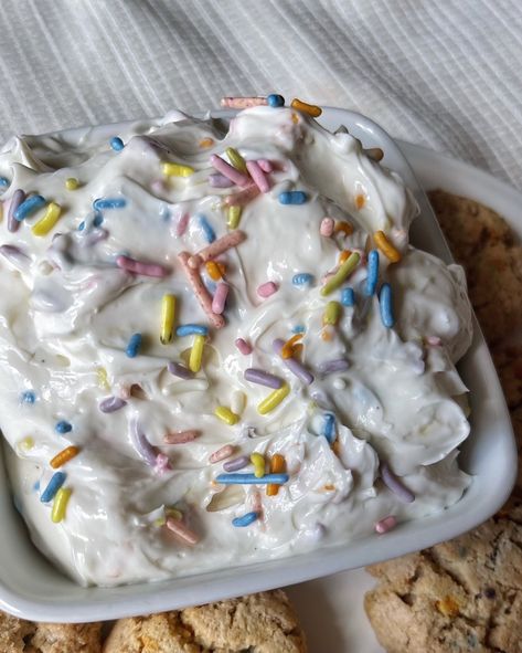 Healthier Homemade Dunkaroos Dip Adults and Kids Will Love Diy Dunkaroos, Dunkaroos Dip, Homemade Dunkaroos, Dunkaroo Dip, Baked Dessert Recipes, Healthy Homemade, Few Ingredients, No Bake Desserts, No Bake